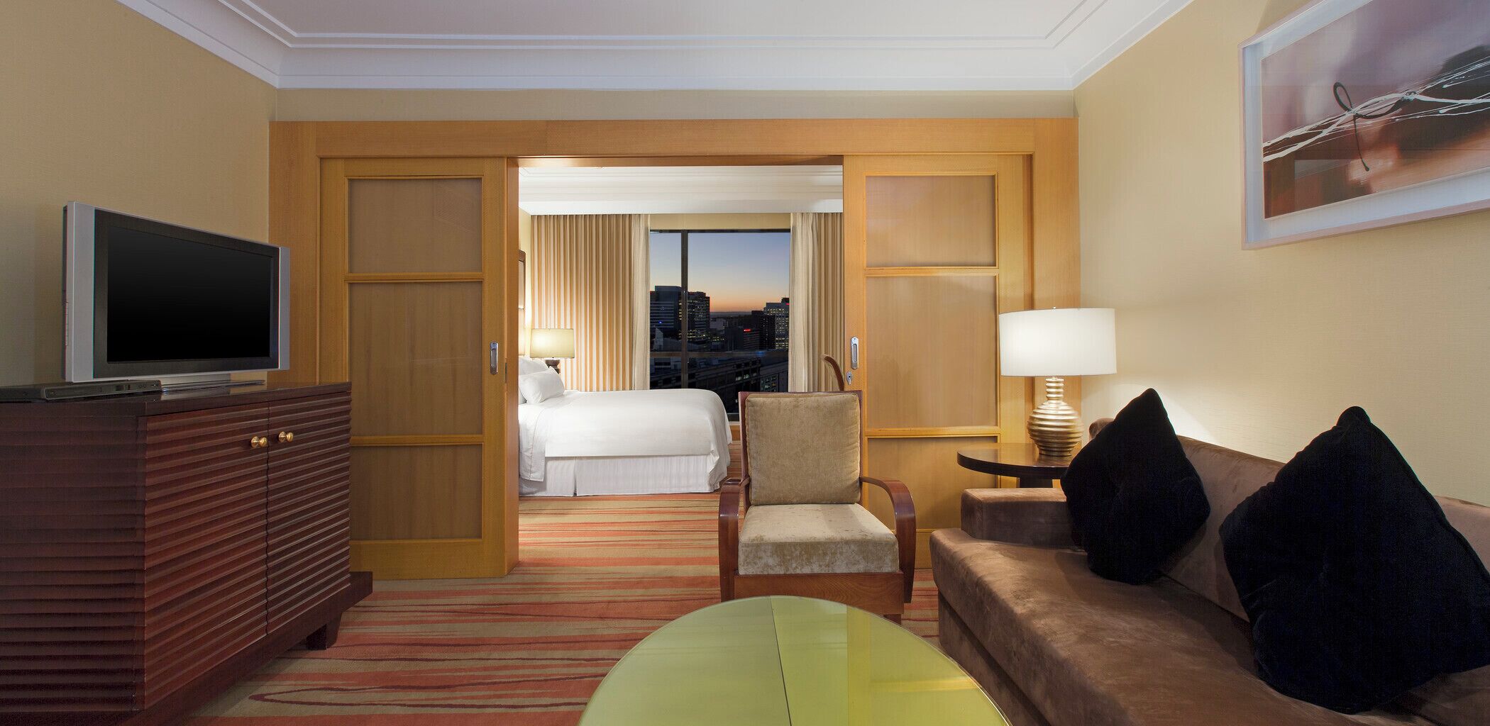 Junior Suite, 1 King Bed, City View, Poolside | Down comforters, pillowtop beds, minibar, in-room safe