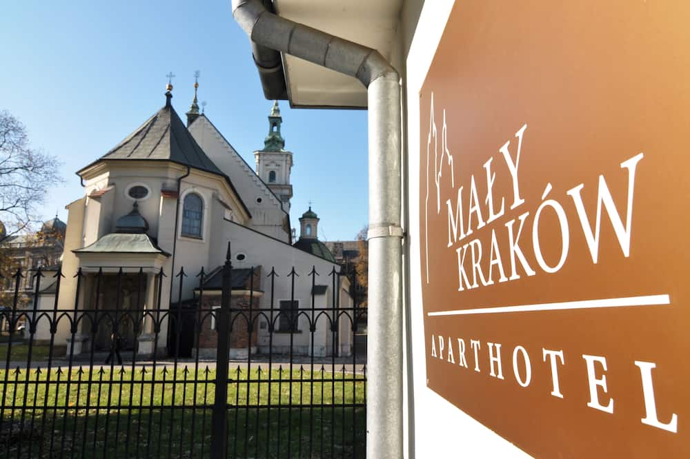 Maly Krakow Aparthotel