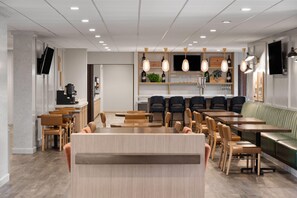 包每日自助早餐