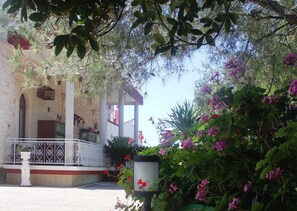 Unclassified image, 4 of 57, button - Holiday Residence (Turi)