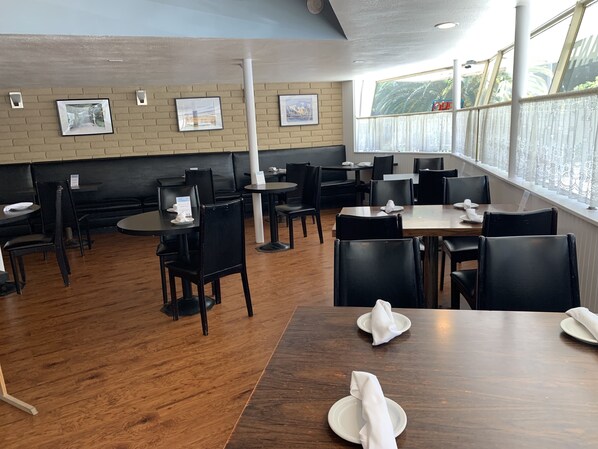 Italian cuisine - Villa Inn (San Rafael)