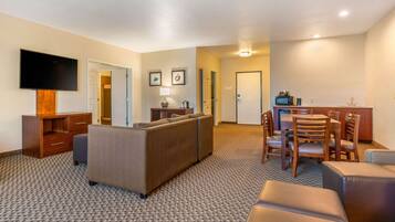 Suite, Multiple Beds, Accessible, Non Smoking | In-room safe, desk, iron/ironing board, rollaway beds