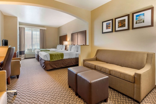 Suite, Non Smoking | In-room safe, desk, iron/ironing board, rollaway beds