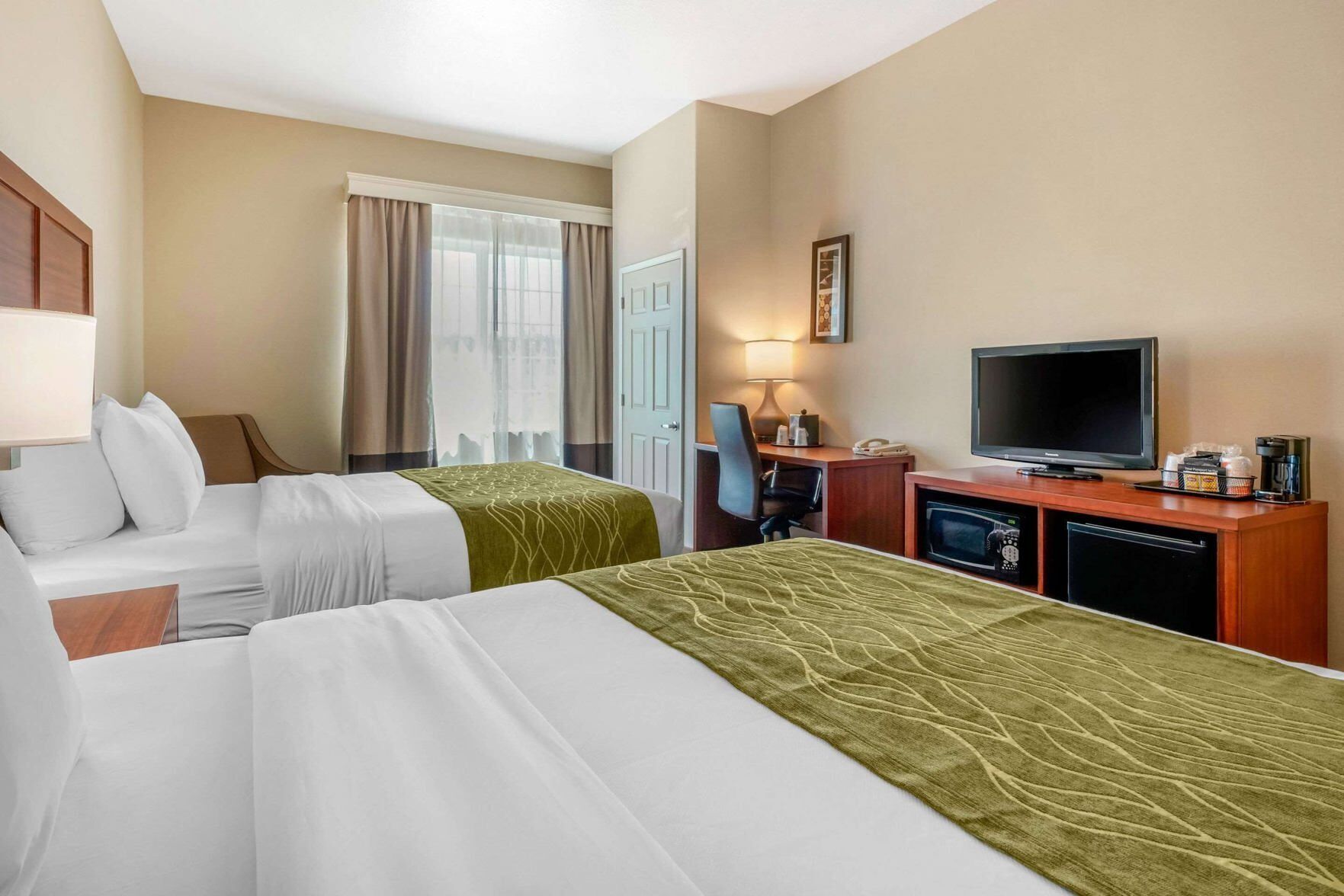 In-room safe, desk, iron/ironing board, rollaway beds