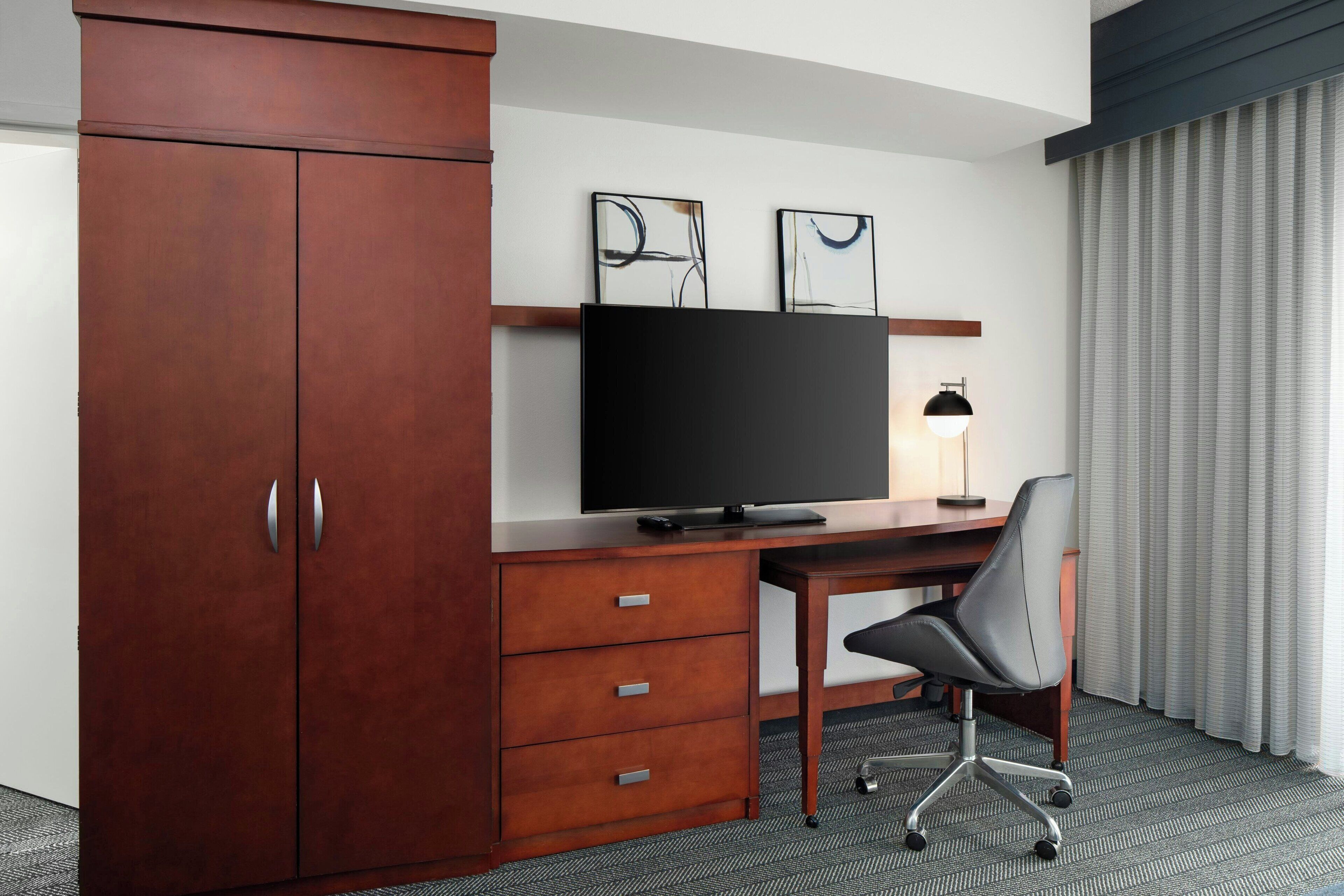 premium bedding, in-room safe, desk, blackout curtains