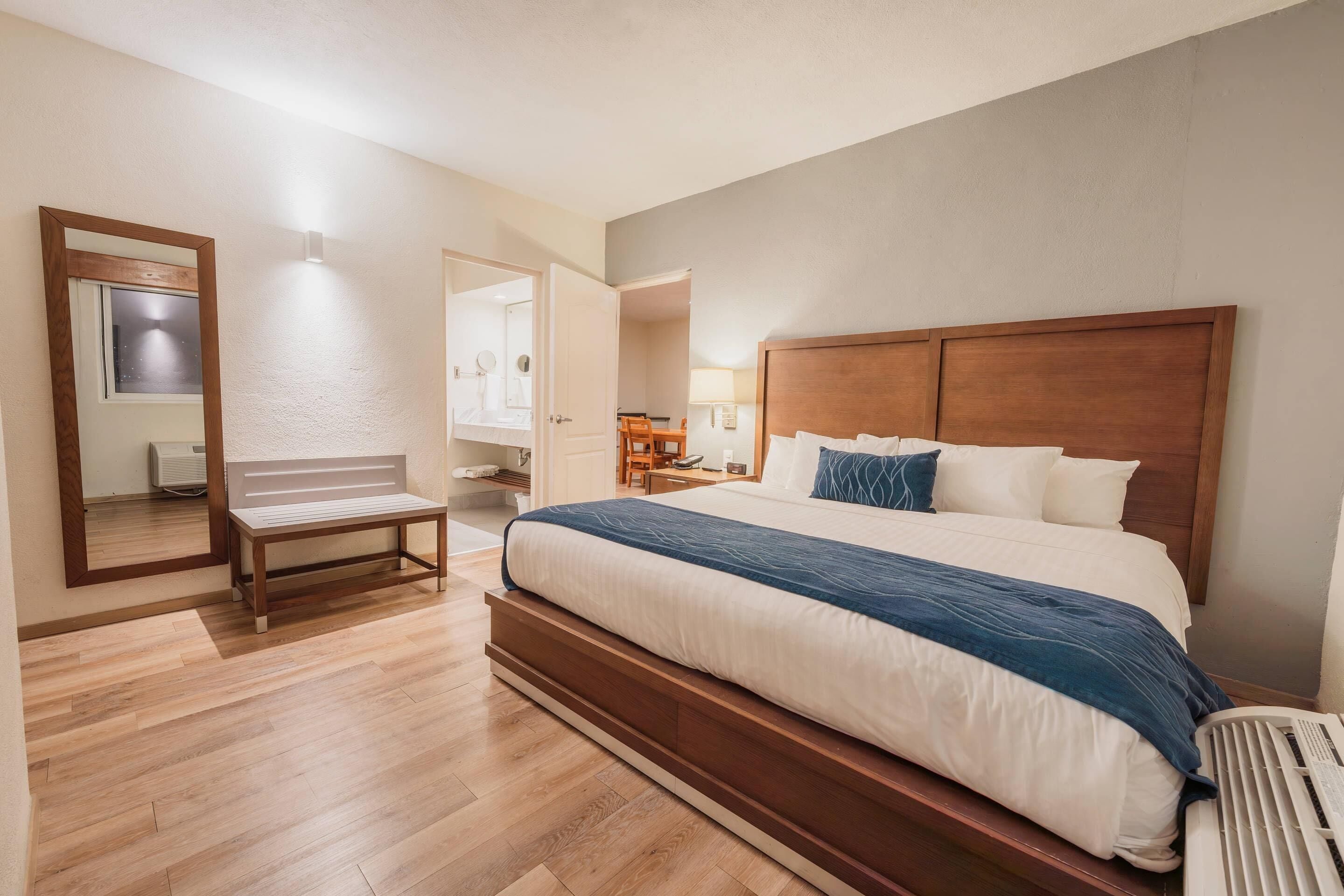 Foto - Comfort Inn Monterrey Valle