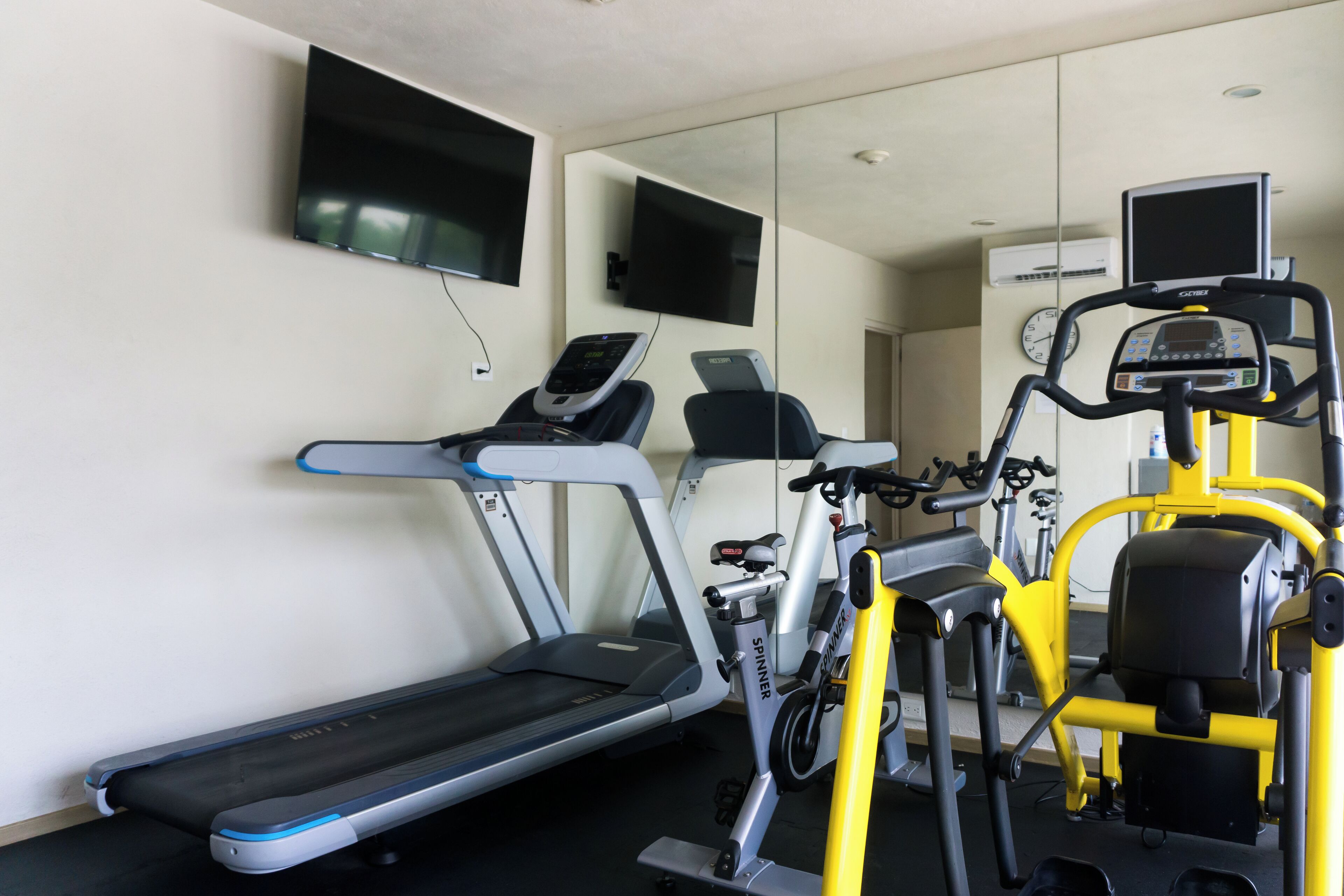 Foto - Comfort Inn Monterrey Valle