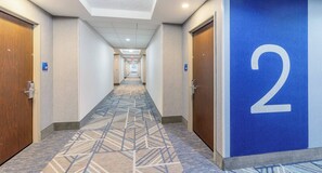 Interior - Holiday Inn Express Hotel & Suites Medford-Central Point by IHG (Central Point)