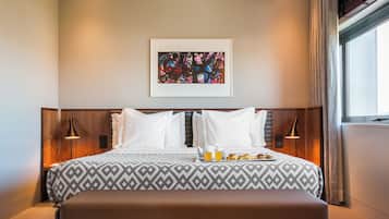 Presidential Suite | Minibar, in-room safe, desk, soundproofing