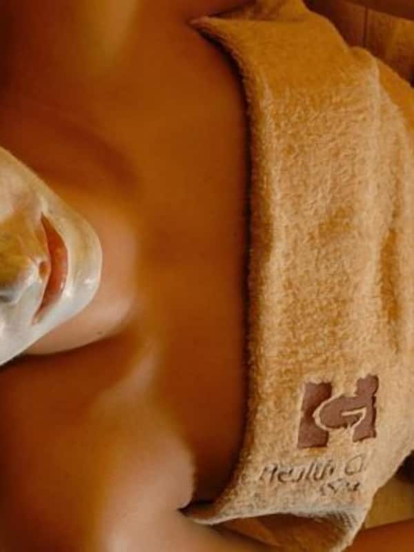 Espace de soins pour les couples, sauna, bain à remous, hammam