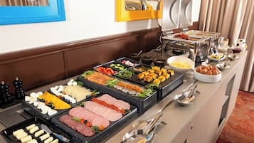 Daily buffet breakfast (EUR 12 per person)
