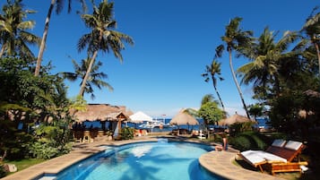 Outdoor pool, sun loungers