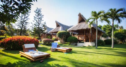 Pura Vida Beach & Dive Resort