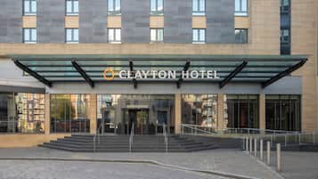 Façana frontal de l'allotjament