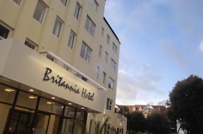 A multi-story building with a sign reading "Britannia Hotel". - Britannia Bournemouth (Bournemouth)