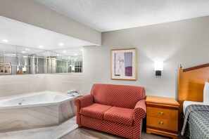 Pillowtop beds, desk, iron/ironing board, free cribs/infant beds - Rodeway Inn Hot Springs National Park Area (Hot Springs)