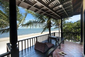 Minntra Beachfront | In-room safe, desk, free WiFi - Praseban Resort (Pranburi)