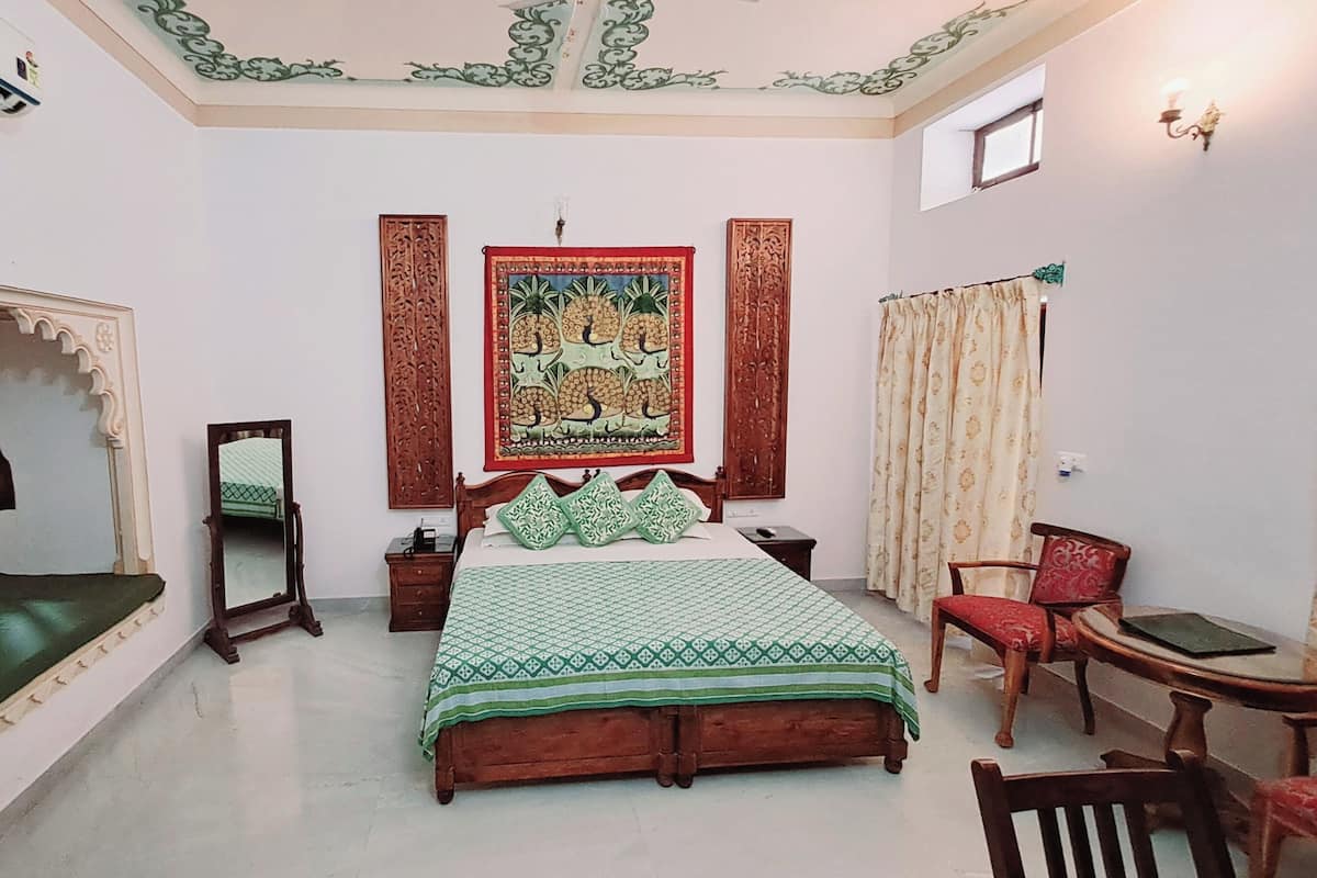 In-room safe, blackout drapes, iron/ironing board