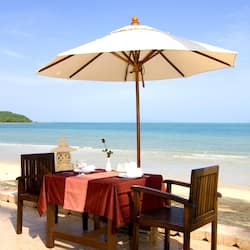 Frühstück, Mittagessen, internationale Küche, Blick auf den Strand