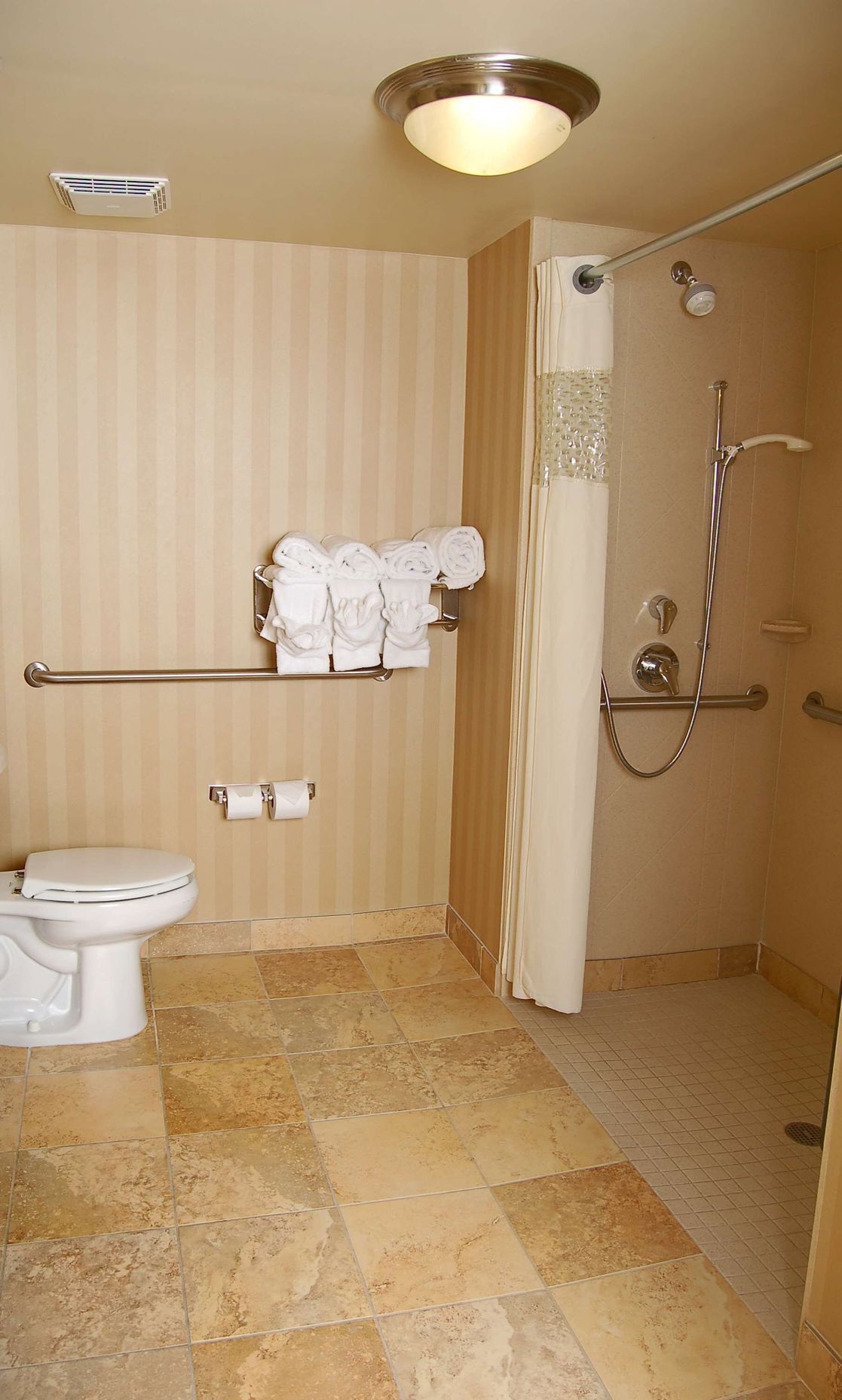 Bathroom | Bathtub, hair dryer, towels