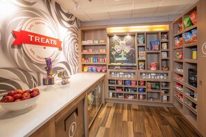 Snack bar - Hampton Inn & Suites Mobile Providence Park/Airport (Mobile)