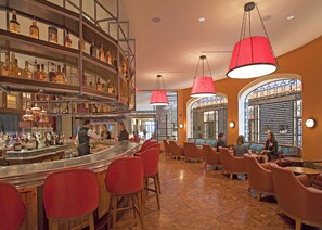 Ocean views, open daily - InterContinental Boston by IHG (Boston)