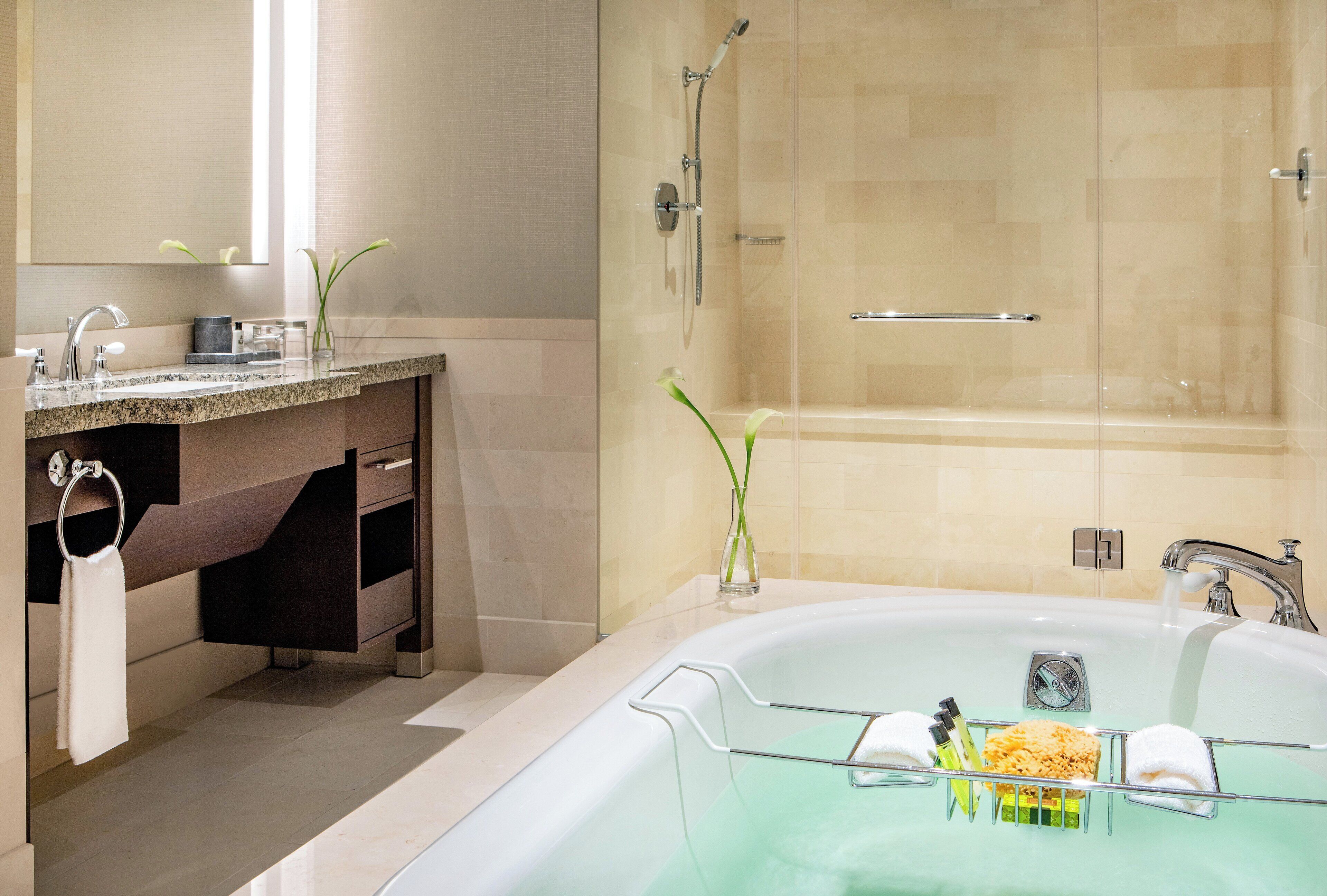 Separate tub and shower, deep soaking tub, rainfall showerhead