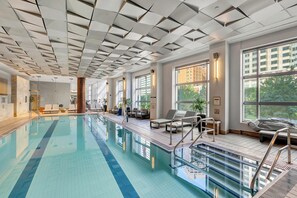 Indoor pool - InterContinental Boston by IHG (Boston)