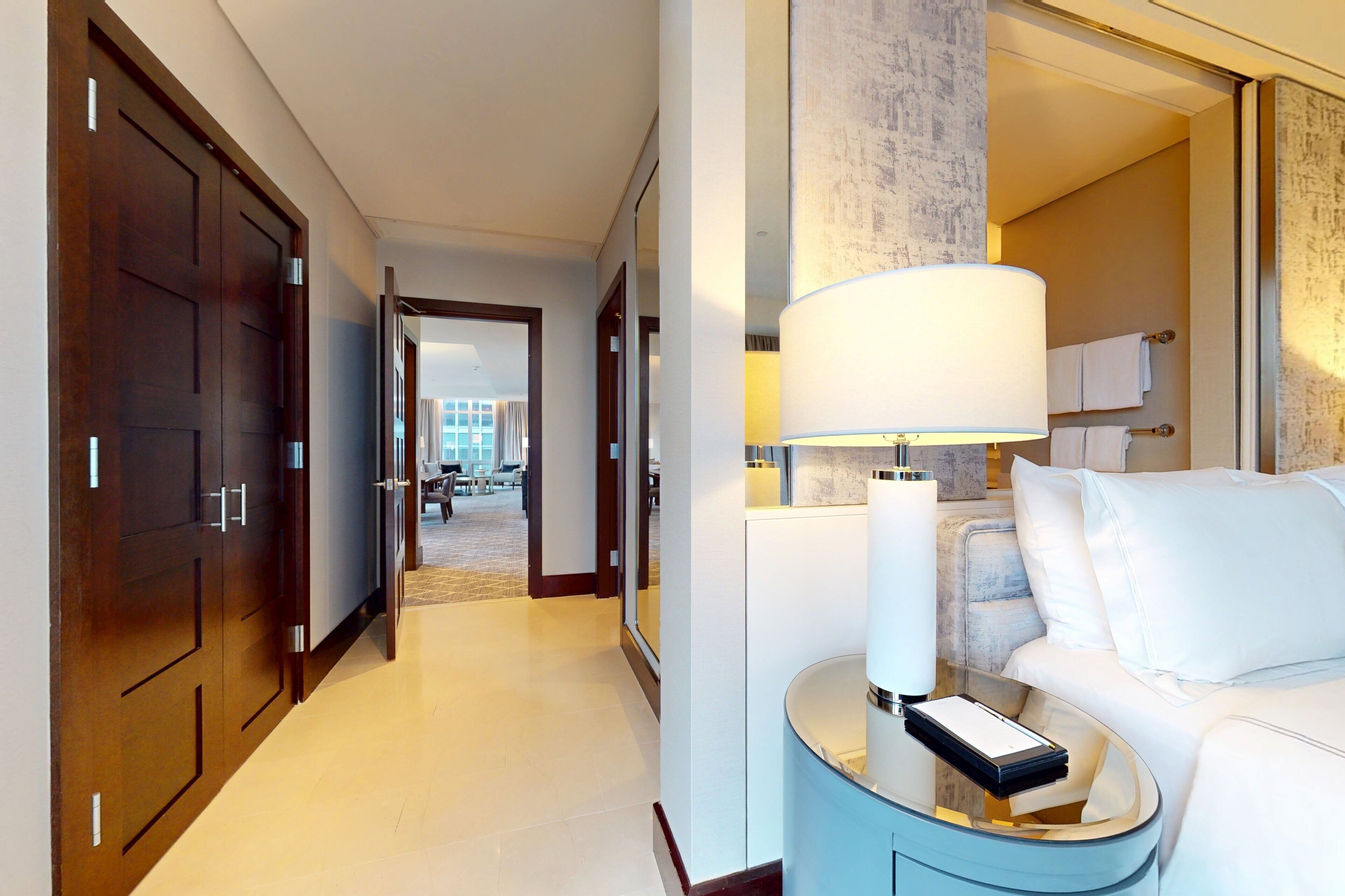 suite, 1 king bed (penthouse south suite) | 1 bedroom, minibar, in-room safe, desk