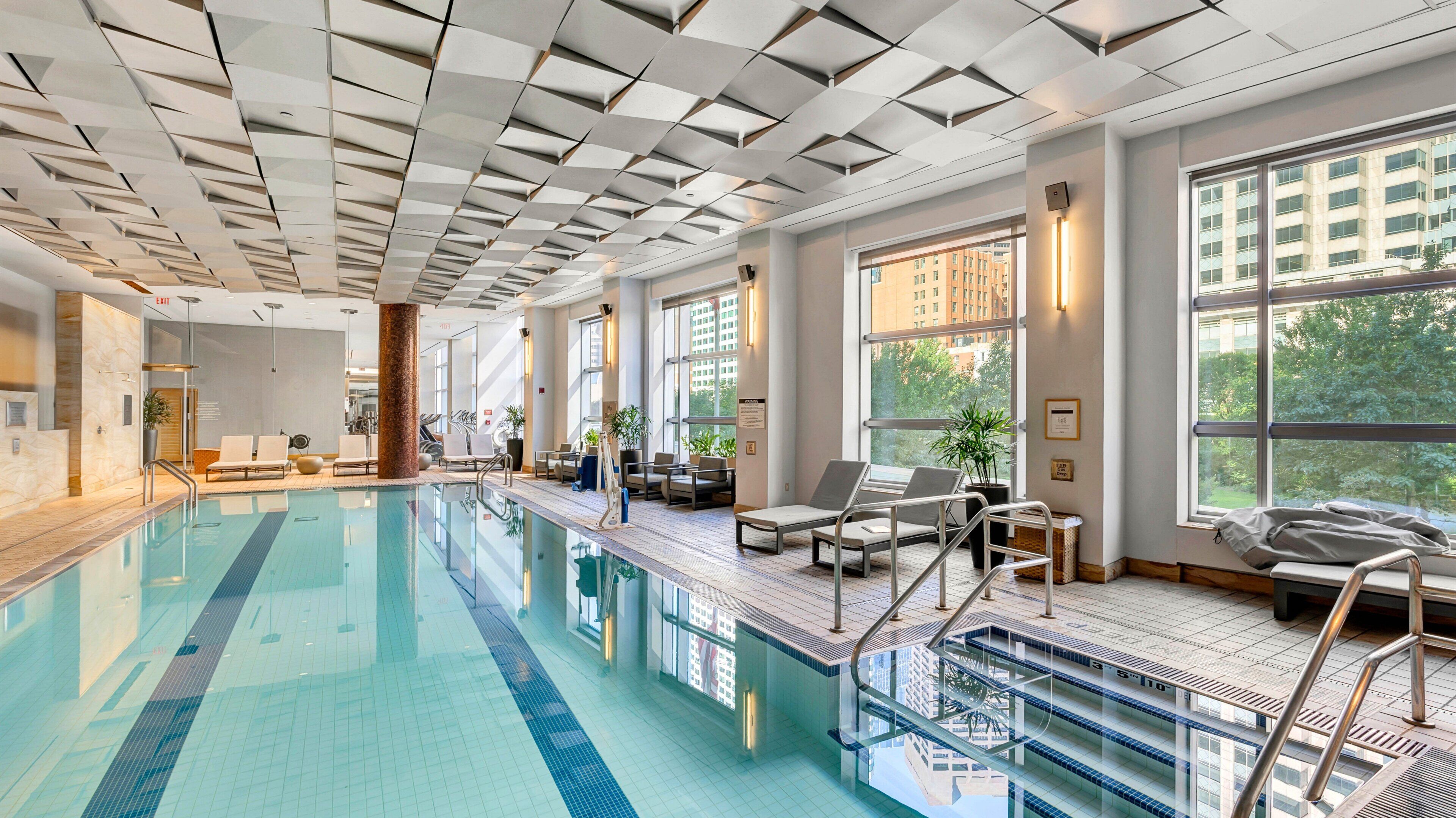 Una piscina techada
