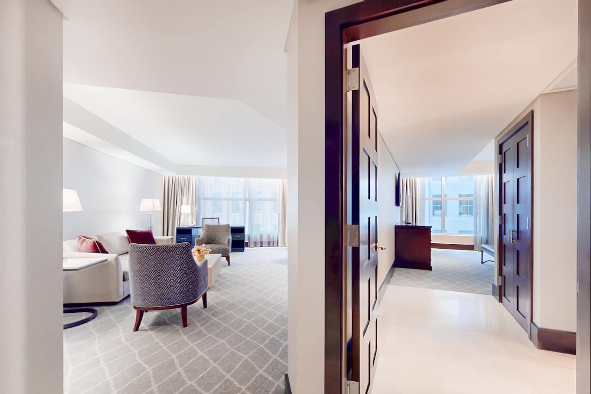 Suite, 1 Bedroom, Roll-in Shower (Roll-In Shower)