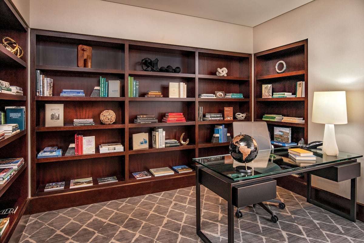 Minibar, in-room safe, desk, laptop workspace