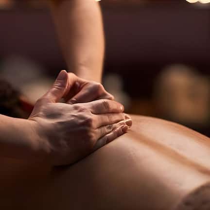 Couples treatment rooms, sauna, steam room, body treatments