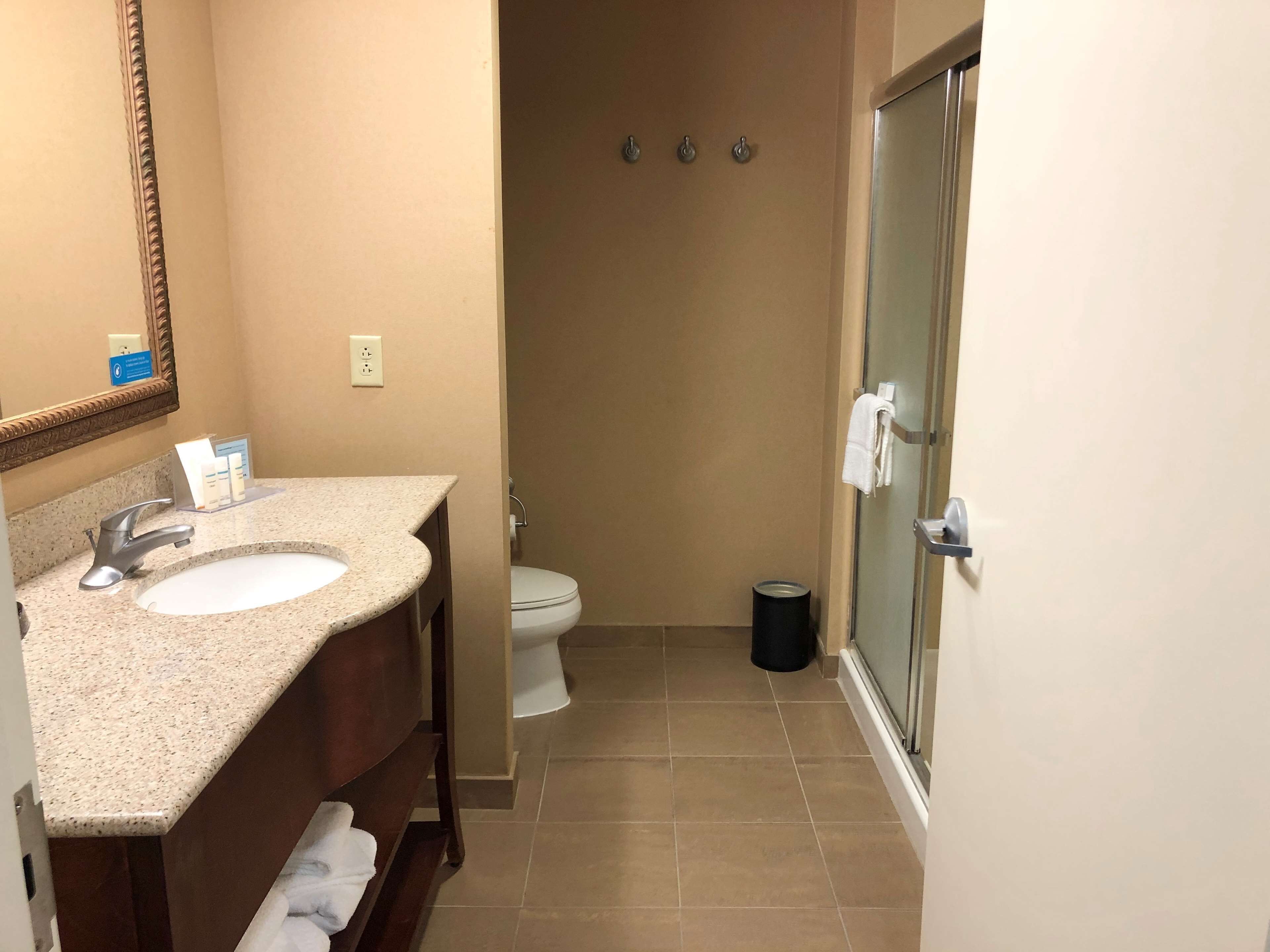 combined shower/bathtub, free toiletries, hair dryer, bathrobes