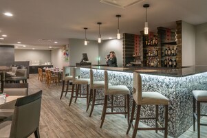 Bar (en la propiedad)