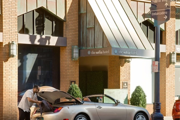 Self parking (USD 40.00 per night), valet parking (USD 50 per night)