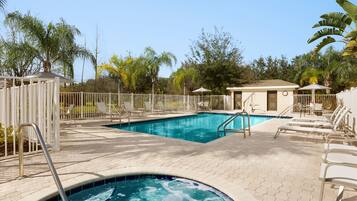 Outdoor pool, pool umbrellas, sun loungers