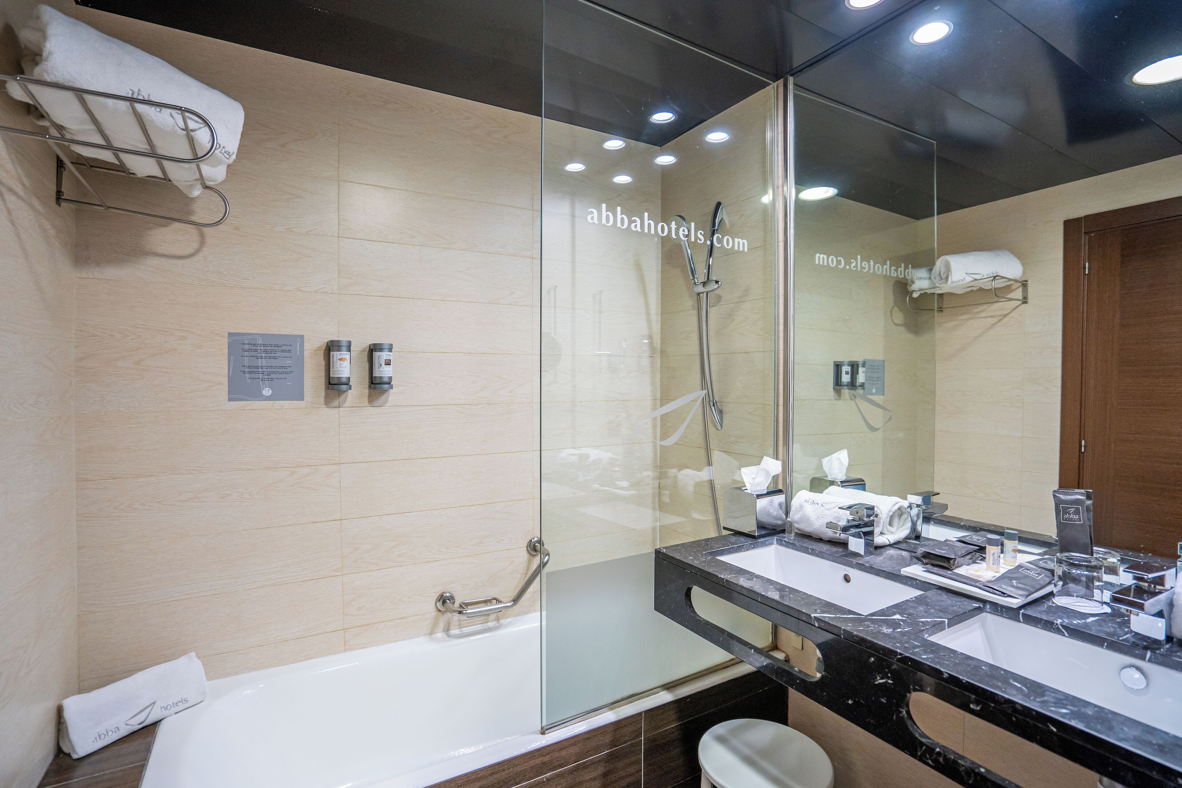 triple room (2 adults + 1 child) | bathroom | eco-friendly toiletries, hair dryer, towels, soap