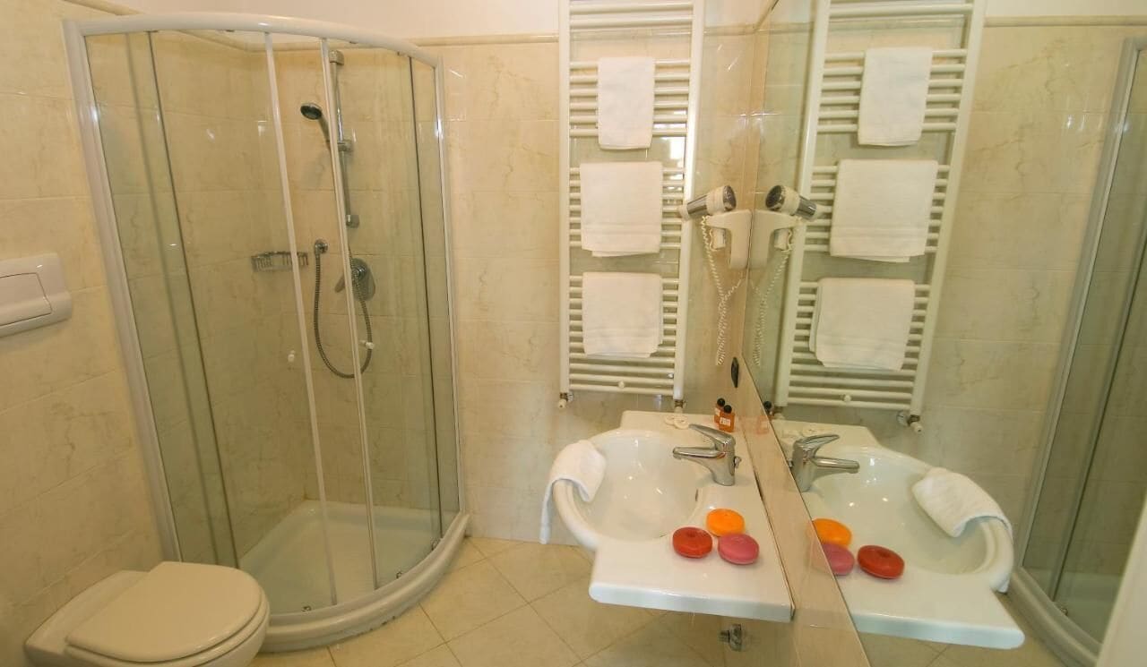 Free toiletries, hair dryer, bidet, towels