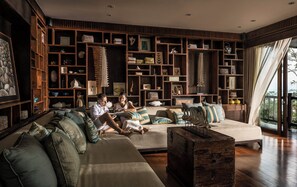 Hypo-allergenic bedding, minibar, in-room safe, desk - Four Seasons Resort Koh Samui (Koh Samui)