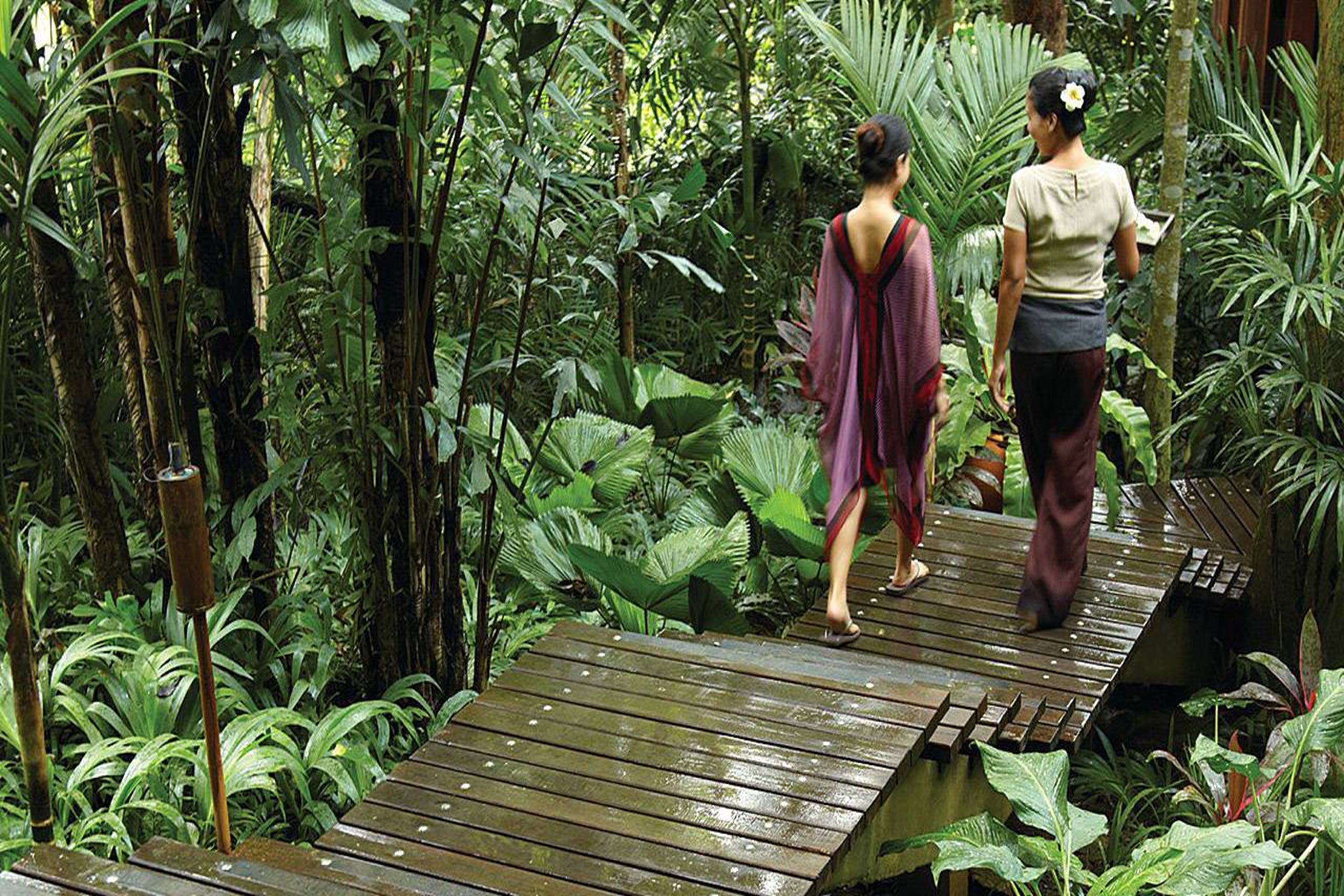 couples treatment room(s), sauna, steam room, body treatments