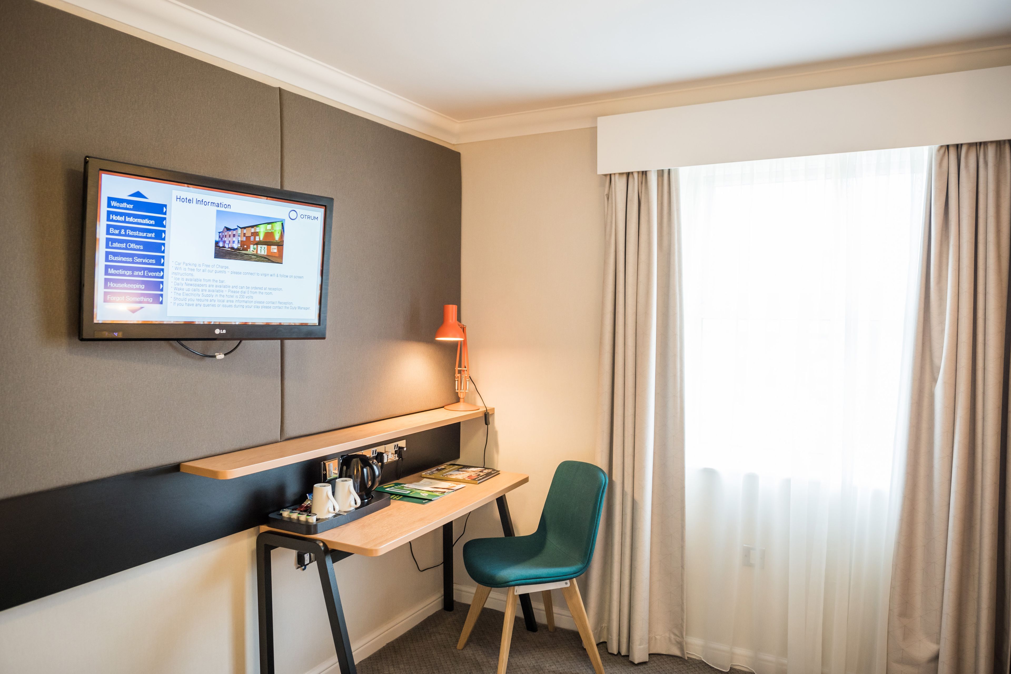 1 bedroom, in-room safe, desk, iron/ironing board