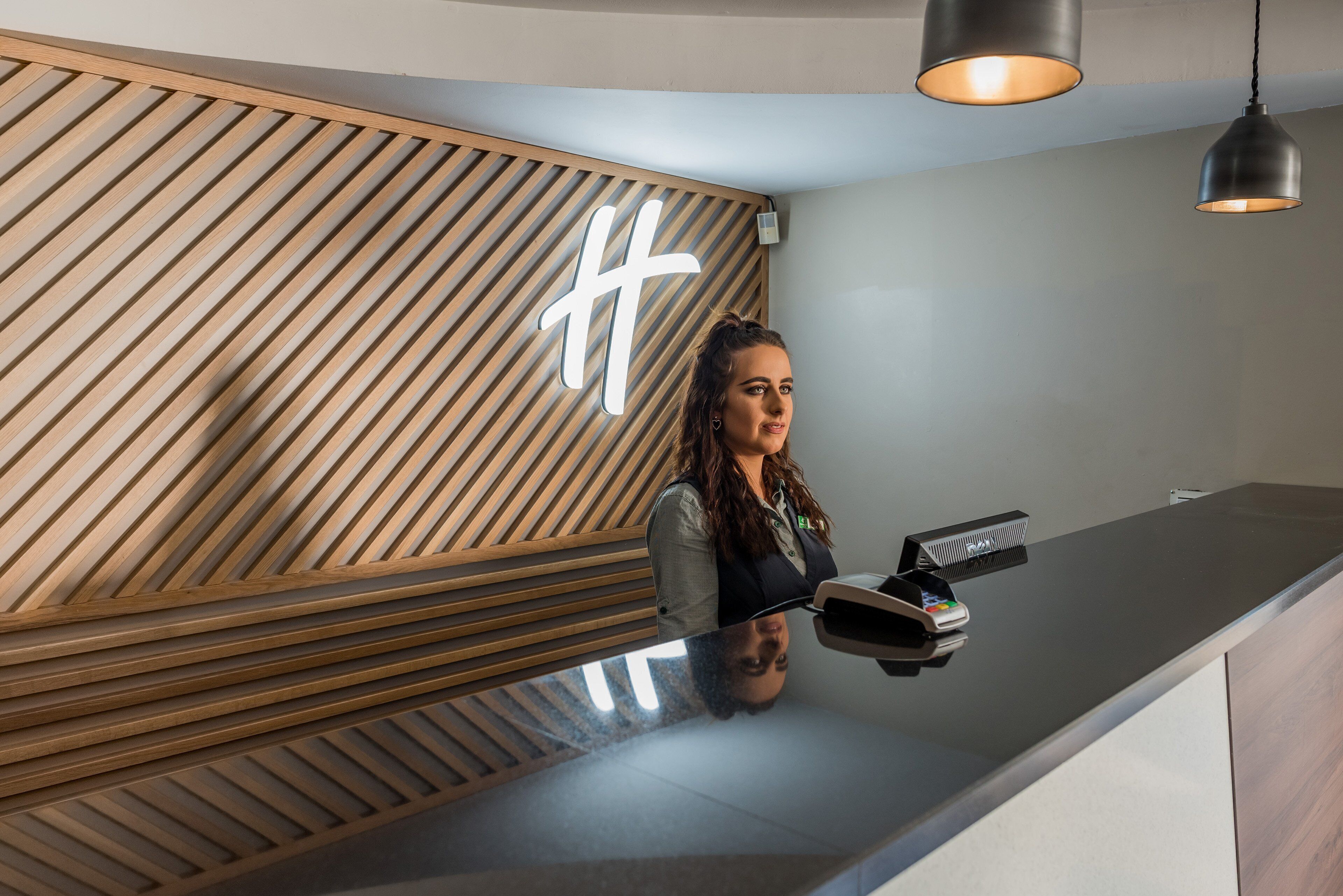 المنشأة من الخارج