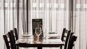 Breakfast, lunch and dinner served