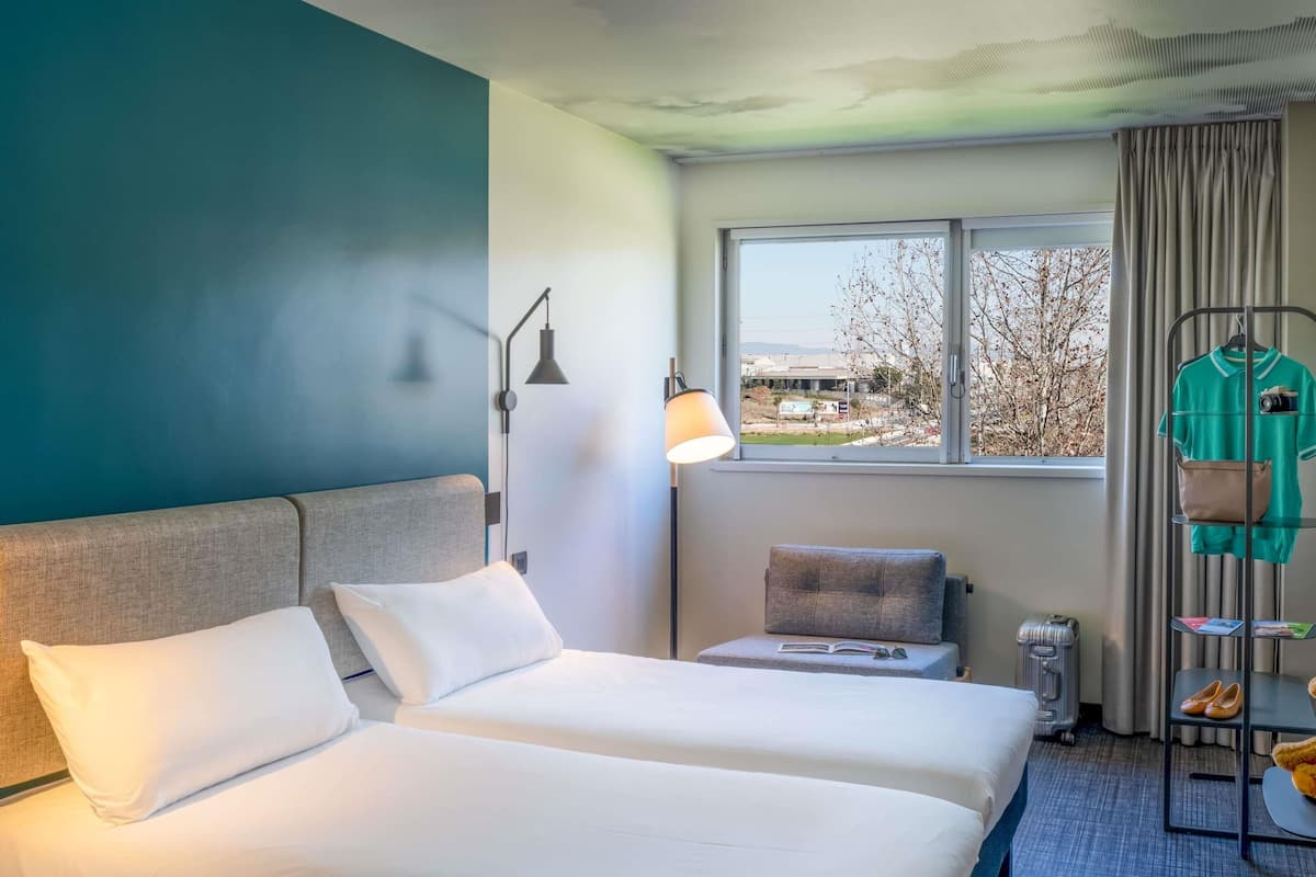 Superior-Zimmer, 2 Einzelbetten | Allergikerbettwaren, Daunenbettdecken, Schreibtisch