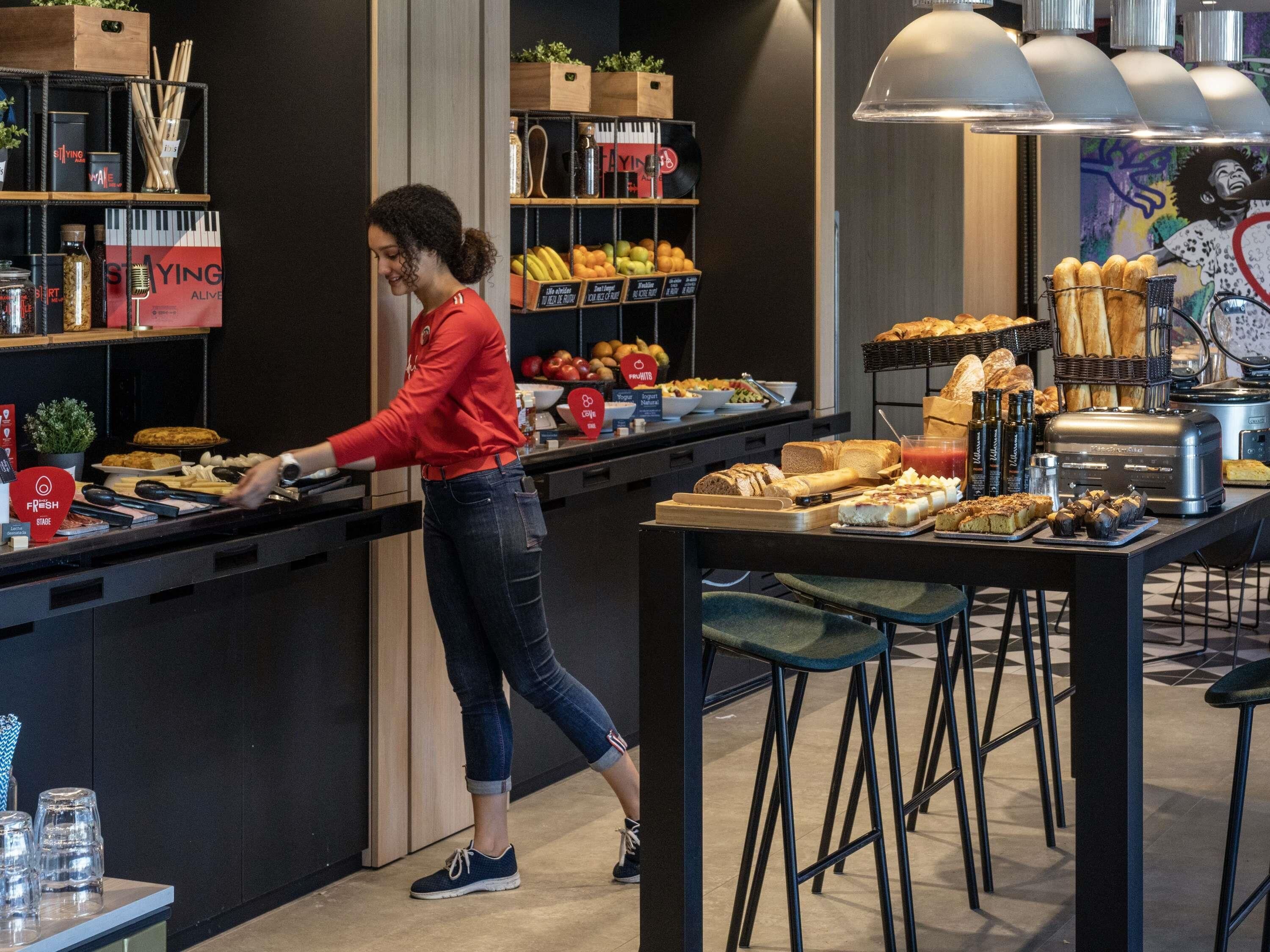 daily continental breakfast (eur 10.95 per person)