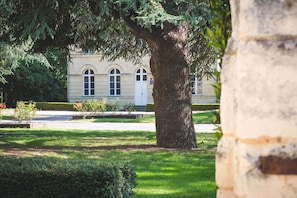 Front of property - Domaine de Roiffé (Roiffe)