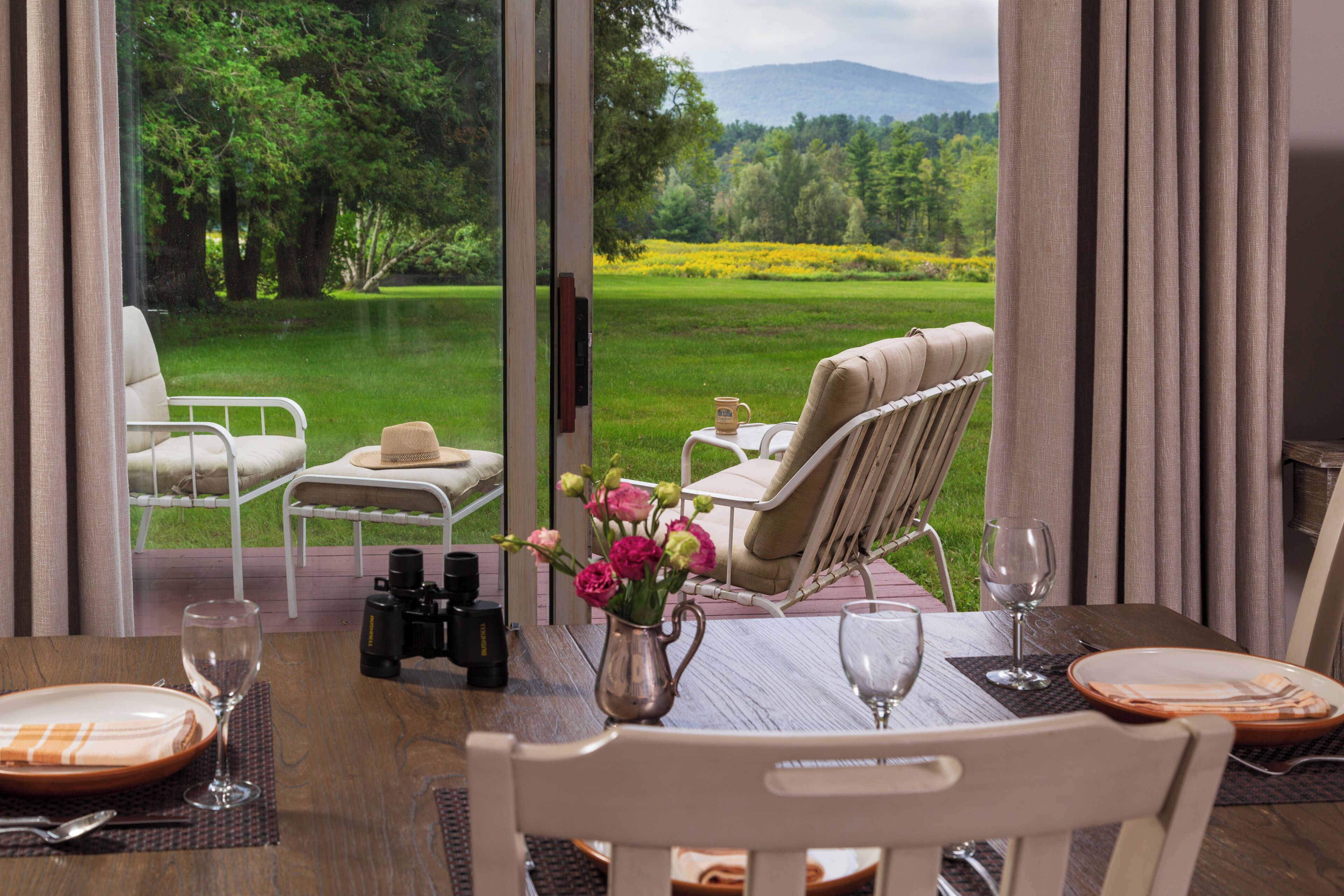 Room #10 - Queen Wilhelmina Cottage, Full Kitchen, Pet Friendly | Vista do quarto