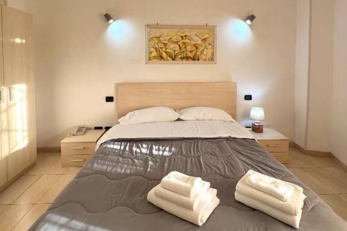 Superior Double Room, Mobility Accessible | Free WiFi, bed sheets