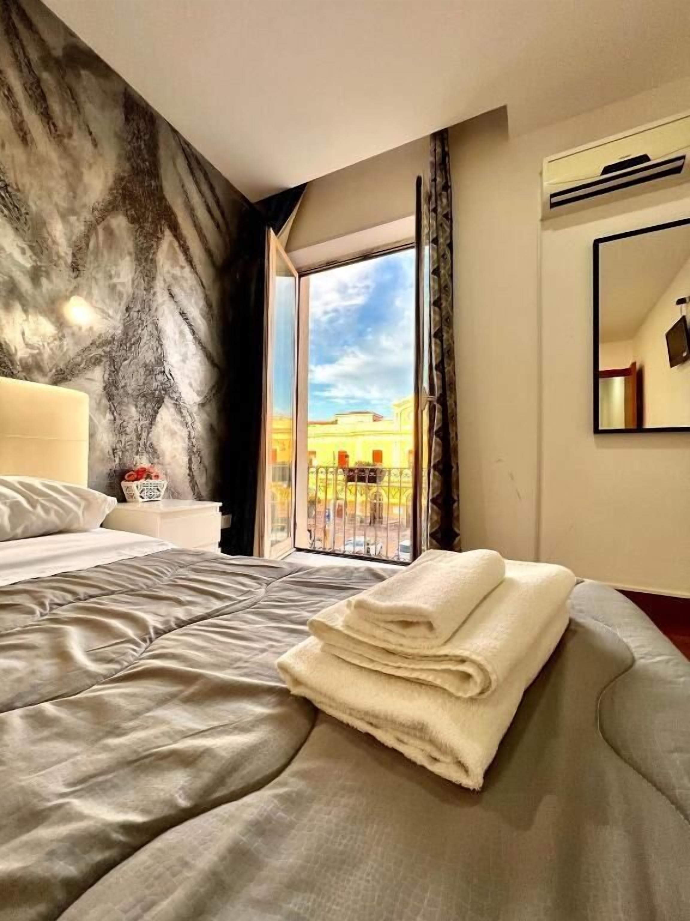 Dobbeltrom – superior, balkong | Wi-fi (inkludert) og sengetøy